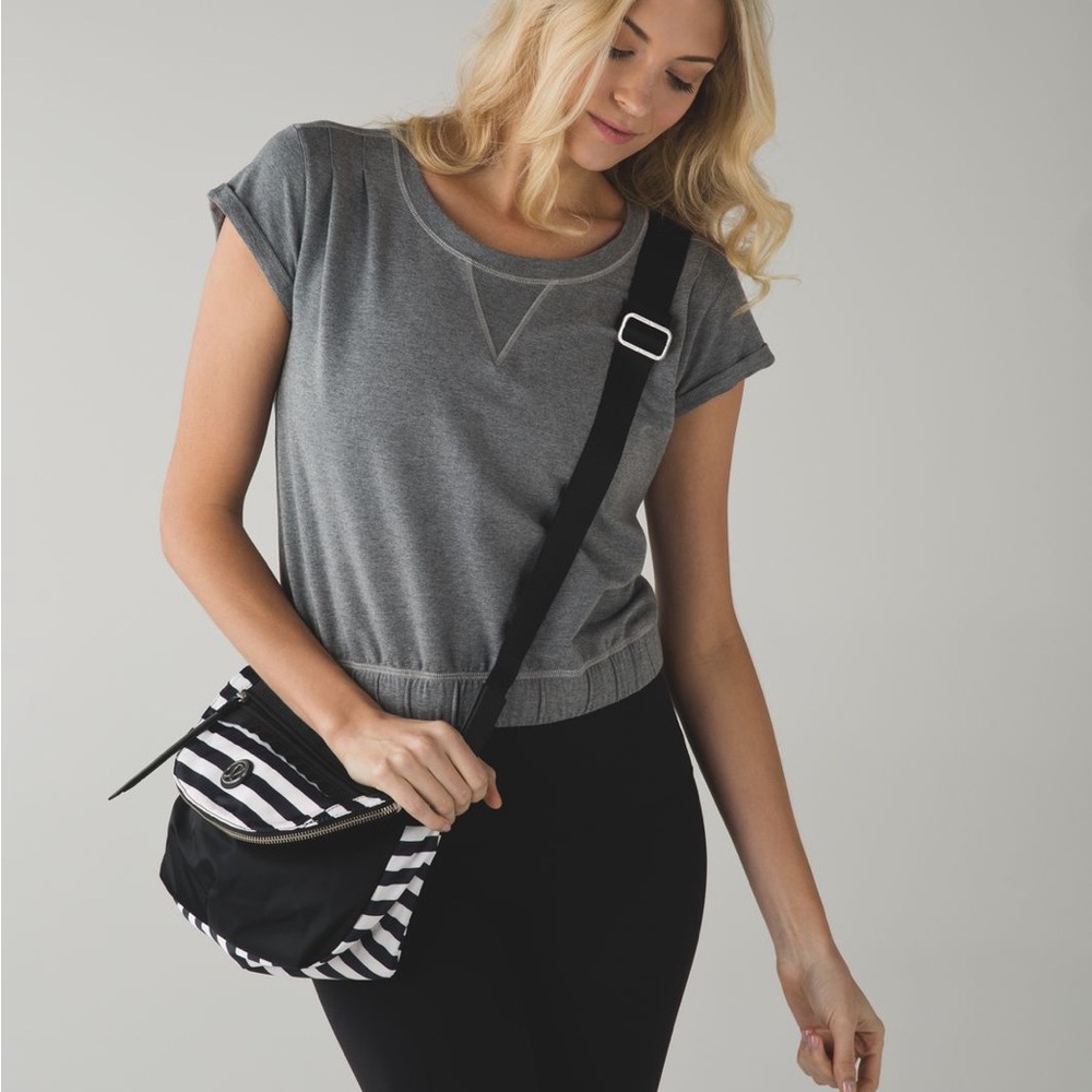 Lululemon Festival Bag Apex Stripe Printed White Black
